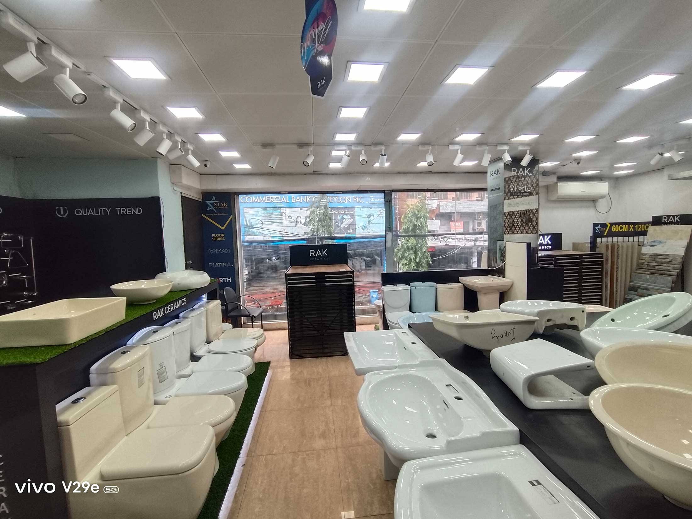 JUBILEE-ROAD-SHOWROOM